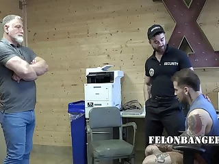 Jaxon Valor and security officer team up to punish shoplifter with sex: Blowjob Gay Videos
